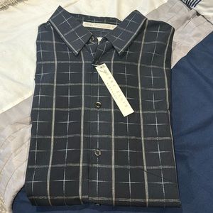 Perry Ellis Short Sleeve Button Down Shirt